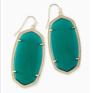 Kendra Scott Danielle Earrings - Emerald Cat's Eye
